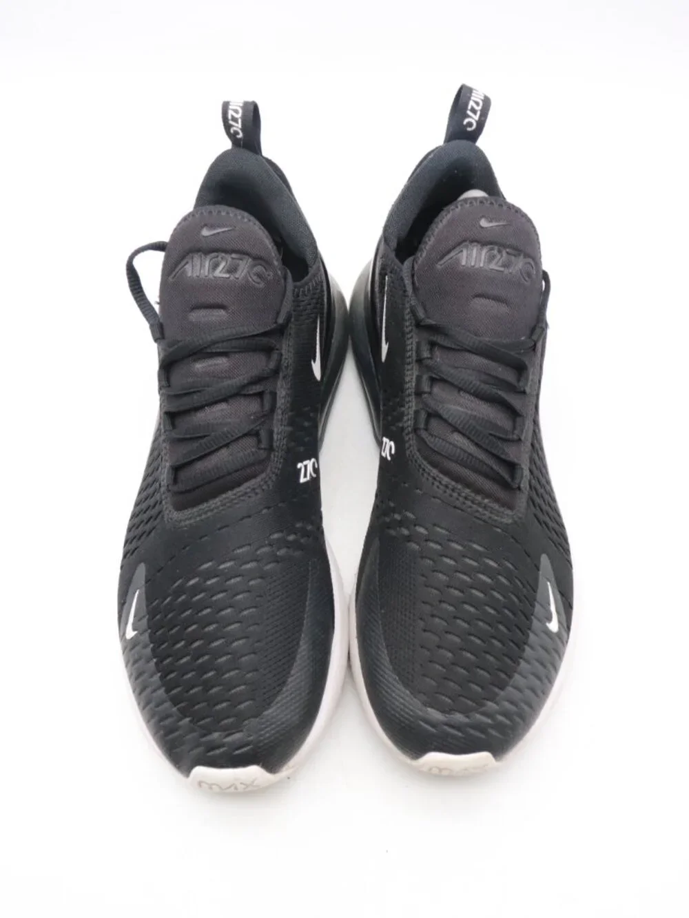 Nike Air Max 270 Men's Size 10.5 Black White Athletic Sneakers AH8050-002
